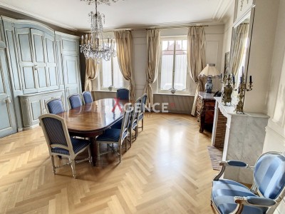 MAISON A VENDRE - BOURECQ - 227 m2 - 220000 €