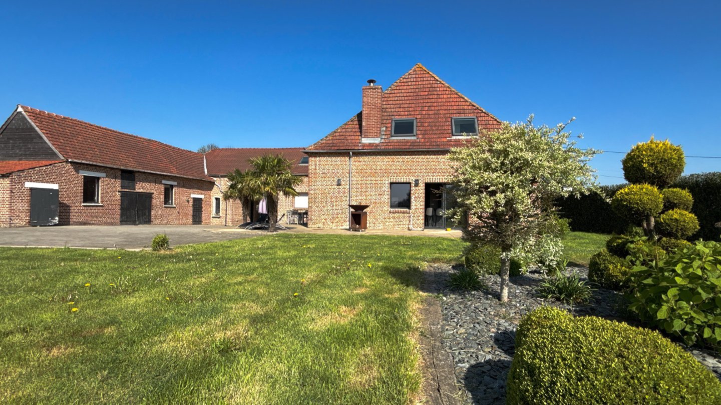 Individuelle A VENDRE - AUCHY AU BOIS - 300 m2 - 433000€